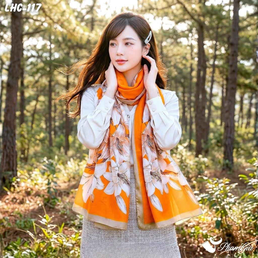 Khăn Choàng Lụa Hàng Châu Màu Cam Họa Tiết Hoa Lily Thanh Lịch (LHC117)
