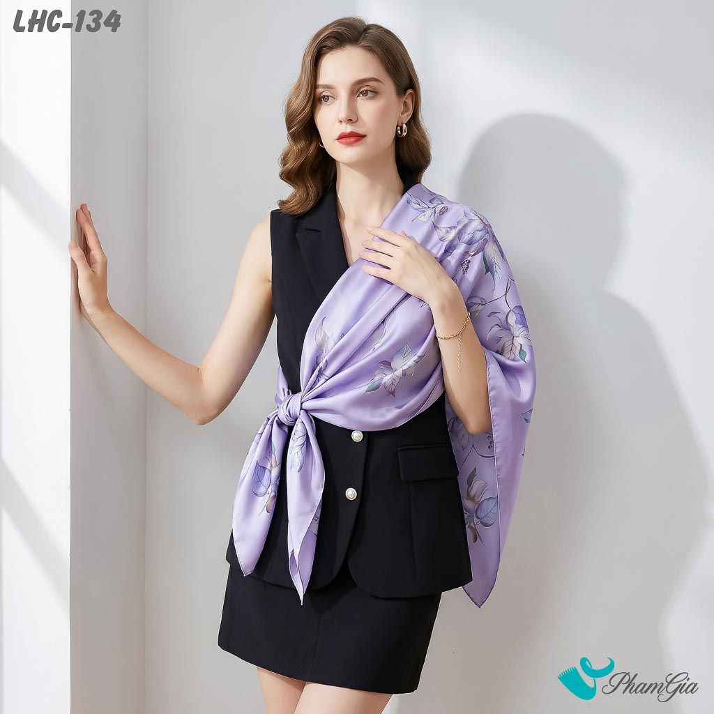 Khăn Choàng Lụa Hàng Châu Màu Tím Lilac Họa Tiết Lá Bay Bổng (LHC134)