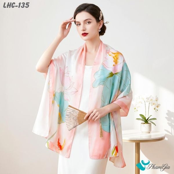 Khăn Choàng Lụa Hàng Châu Họa Tiết Hoa Sen Hồng Duyên Dáng (LHC135)