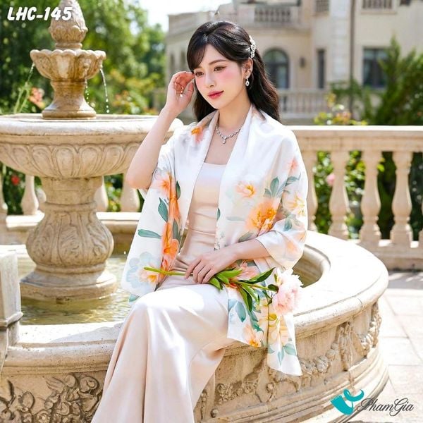 Khăn Choàng Lụa Hàng Châu Màu Xanh Baby Họa Tiết Hoa Mẫu Đơn Bay Bổng (LHC145)