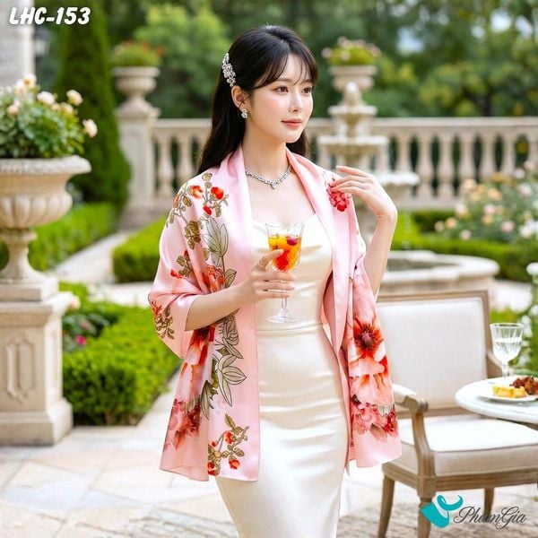 Khăn Choàng Lụa Hàng Châu Màu Hồng Phấn Họa Tiết Hoa Mẫu Đơn Thanh Lịch (LHC153)