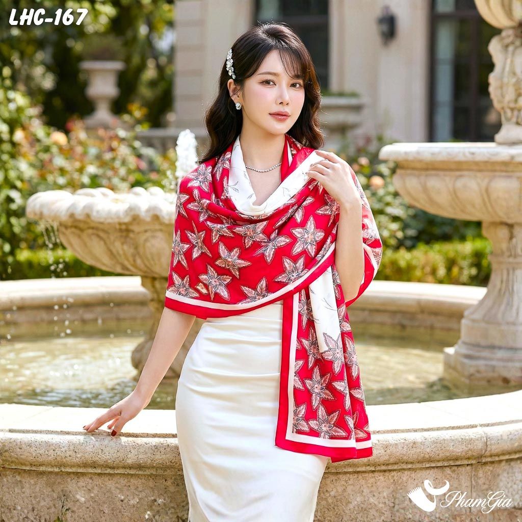 Khăn Choàng Lụa Hàng Châu Màu Đỏ Ruby Họa Tiết Lá Phong Lãng Mạn (LHC167)