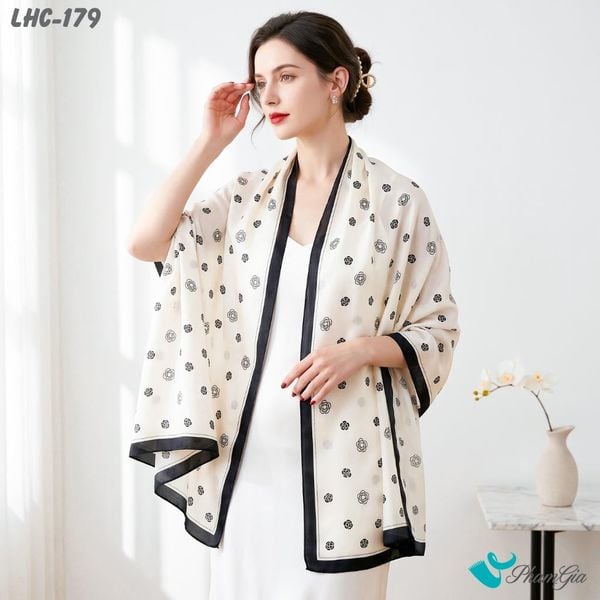 Khăn Choàng Lụa Hàng Châu Màu Trắng Đen Họa Tiết Hoa Trà Tối Giản (LHC179)