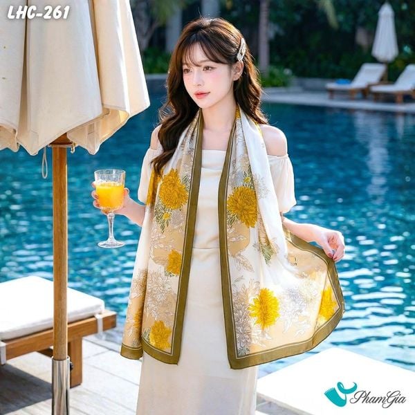 Khăn Choàng Lụa Hàng Châu Họa Tiết Hoa Cúc Đại Đóa Màu Vàng (LHC261)