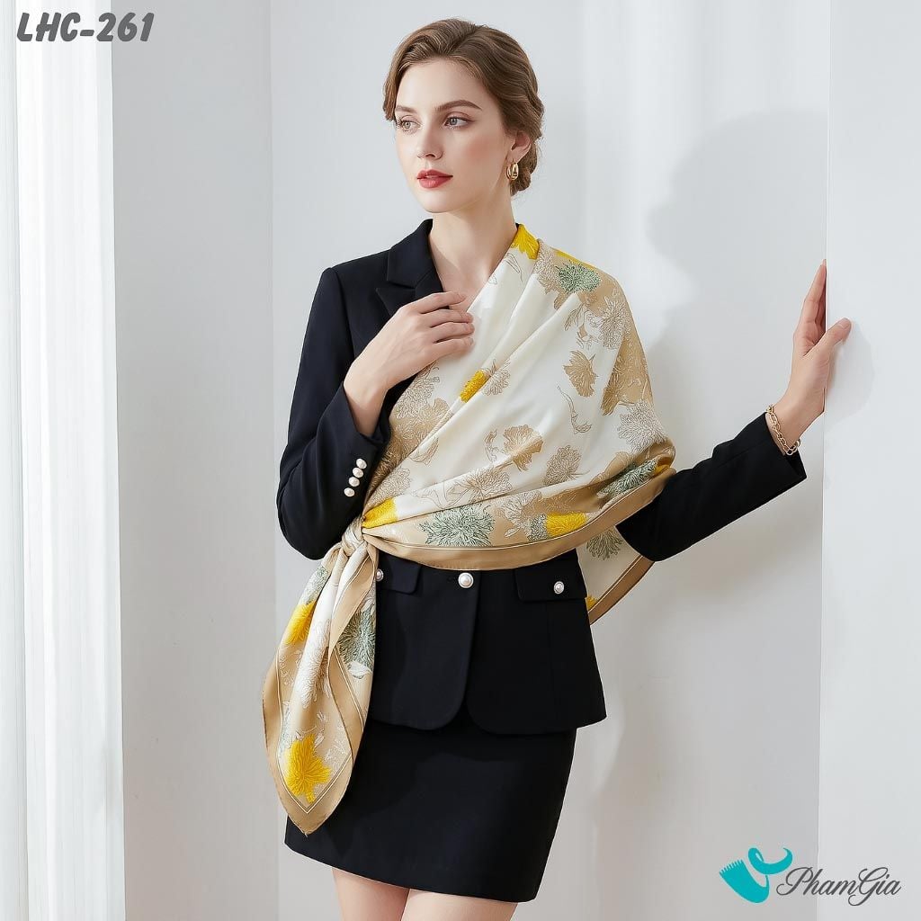 Khăn Choàng Lụa Hàng Châu Họa Tiết Hoa Cúc Đại Đóa Màu Vàng (LHC261)