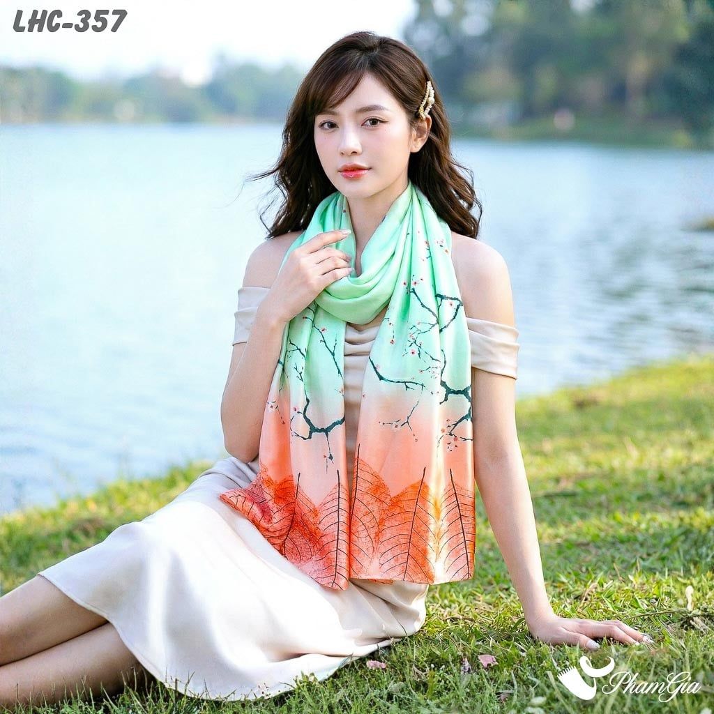 Khăn Choàng Lụa Hàng Châu Họa Tiết Cành Đào Màu Xanh Mint Trang Nhã (LHC357)