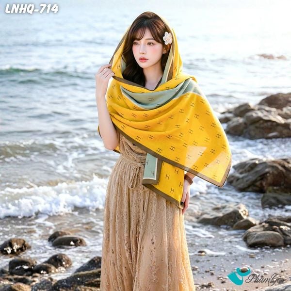 Khăn Choàng Linen Phong Cách Hàn Quốc Họa Tiết Chữ H Màu Vàng Hiện Đại (LNHQ714)