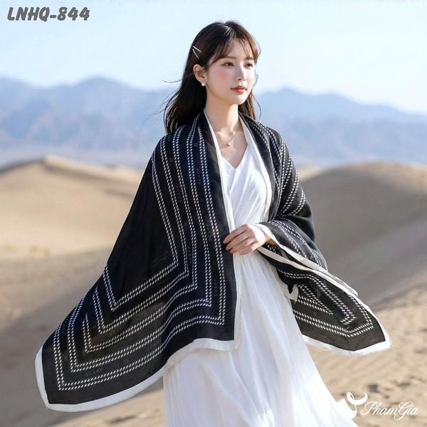 Khăn Choàng Linen Phong Cách Hàn Quốc Màu Đen Viền Trắng Thanh Lịch (LNHQ844)