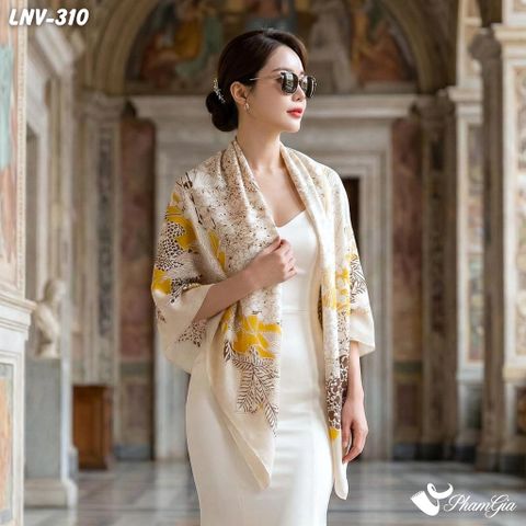 Khăn Choàng Linen Vuông Họa Tiết Hoa Lá Vintage Màu Beige (LNV310)