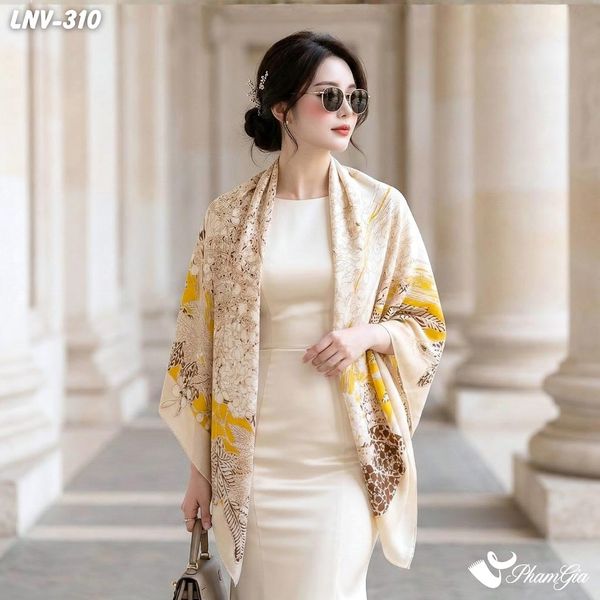Khăn Choàng Linen Vuông Họa Tiết Hoa Lá Vintage Màu Beige (LNV310)
