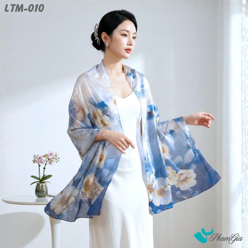 Khăn Choàng Lụa Trúc Mai Cao Cấp Họa Tiết Hoa Sơn Trà Màu Trắng Phối Xanh (LTM010)