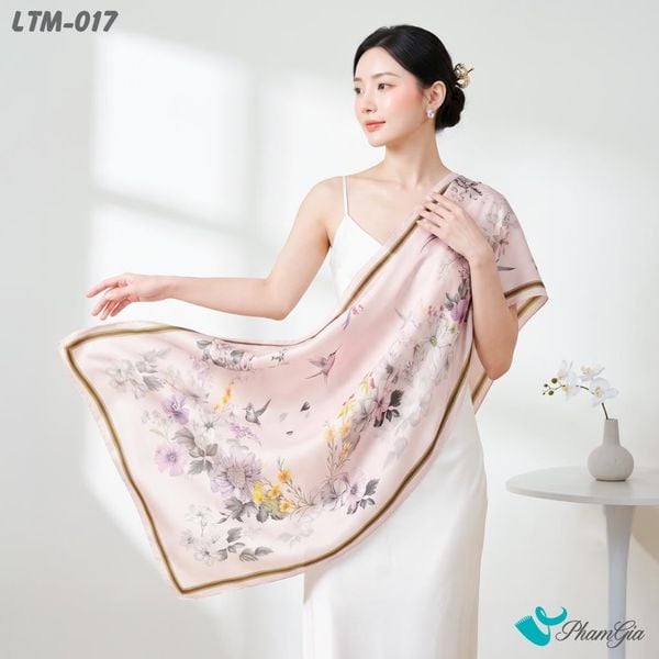 Khăn Choàng Lụa Trúc Mai Họa Tiết Vườn Hoa Mùa Xuân Phối Viền Nâu (LTM017)