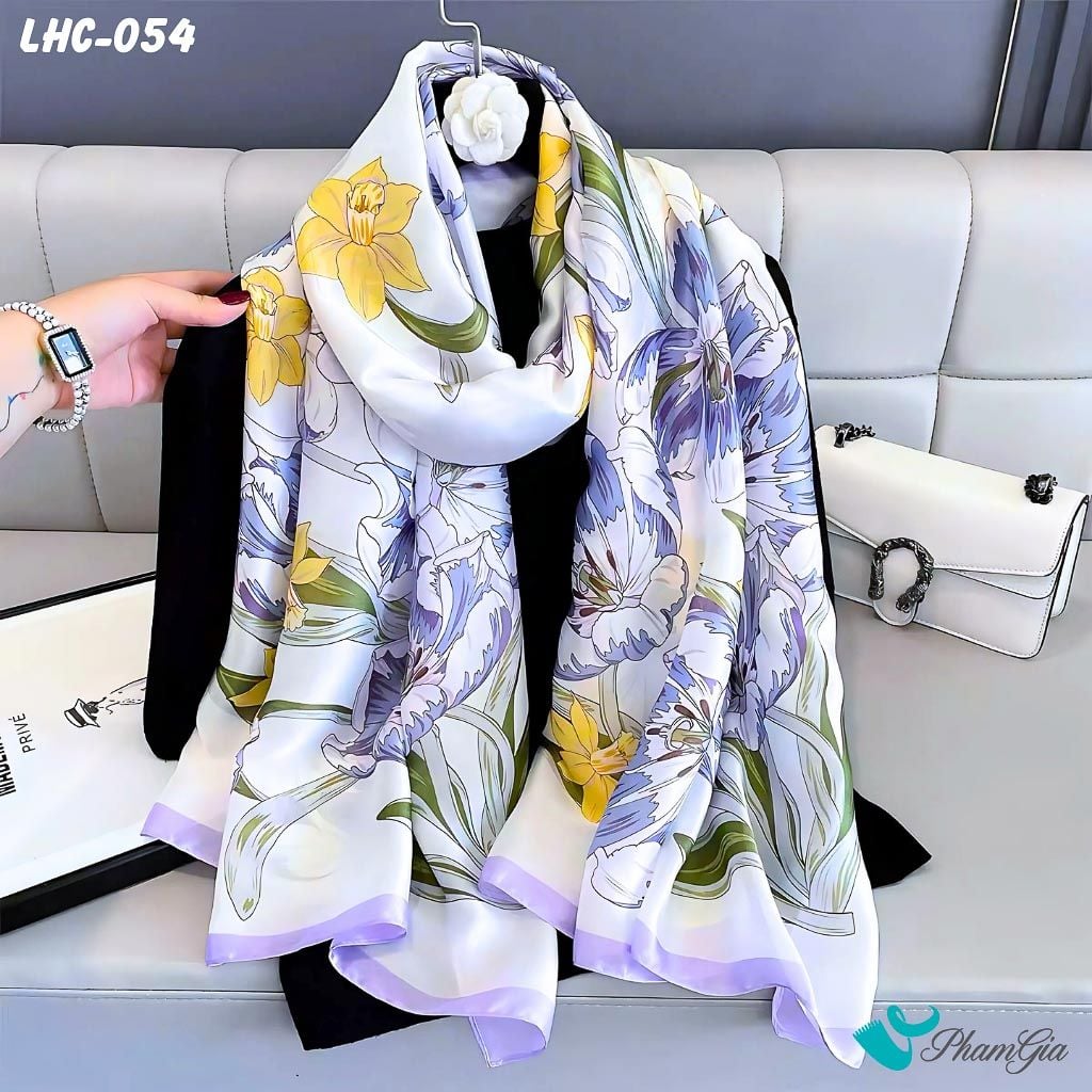 Khăn Choàng Lụa Hàng Châu Màu Tím Lilac Họa Tiết Hoa Thủy Tiên Lily Thanh Lịch (LHC054)