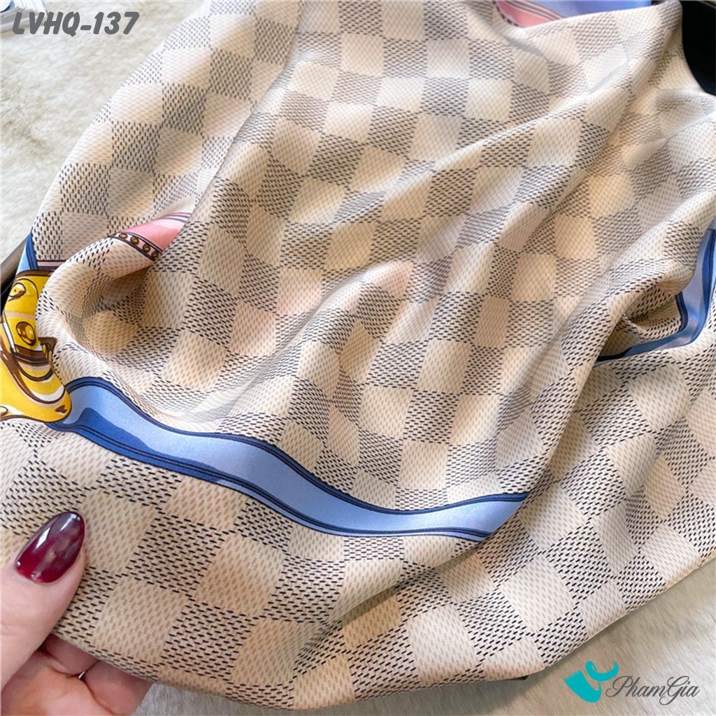 Khăn Lụa Vuông 70*70Cm Phong Cách Hàn Quốc Họa Tiết Caro Retro Viền Xanh (LVHQ137)