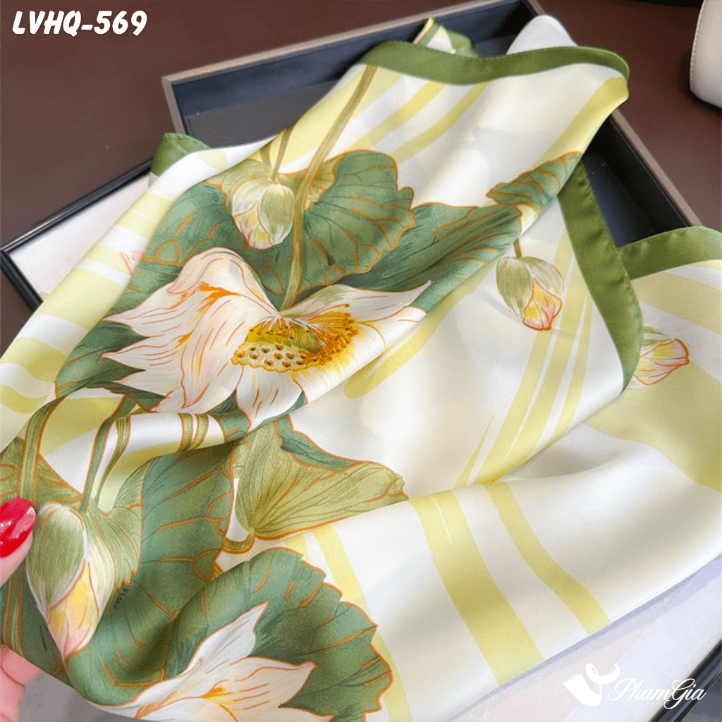 Khăn Lụa Vuông 70*70cm Phong Cách Hàn Quốc Họa Tiết Hoa Sen Màu Xanh Rêu (LVHQ569)
