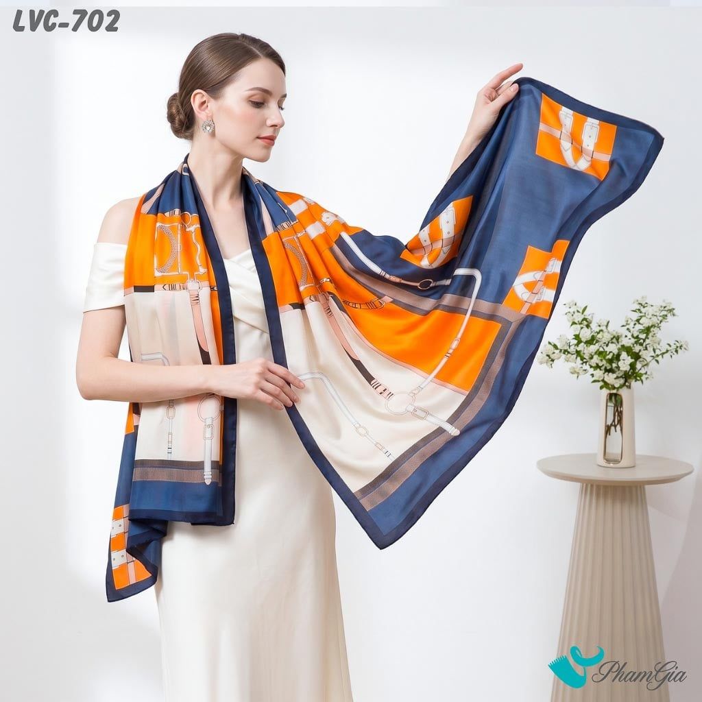 Khăn Choàng Lụa Vân Châu Họa Tiết Retro Màu Cam Phối Xanh Than Hiện Đại (LVC702)