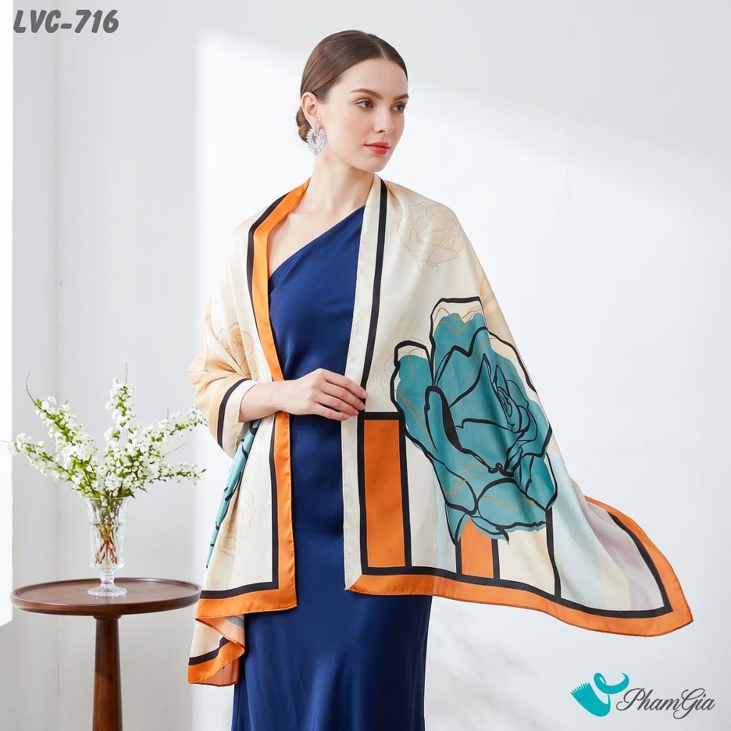 Khăn Choàng Lụa Vân Châu Họa Tiết Hoa Hồng Đại Đóa Phối Nhiều Màu Sang Trọng (LVC716)