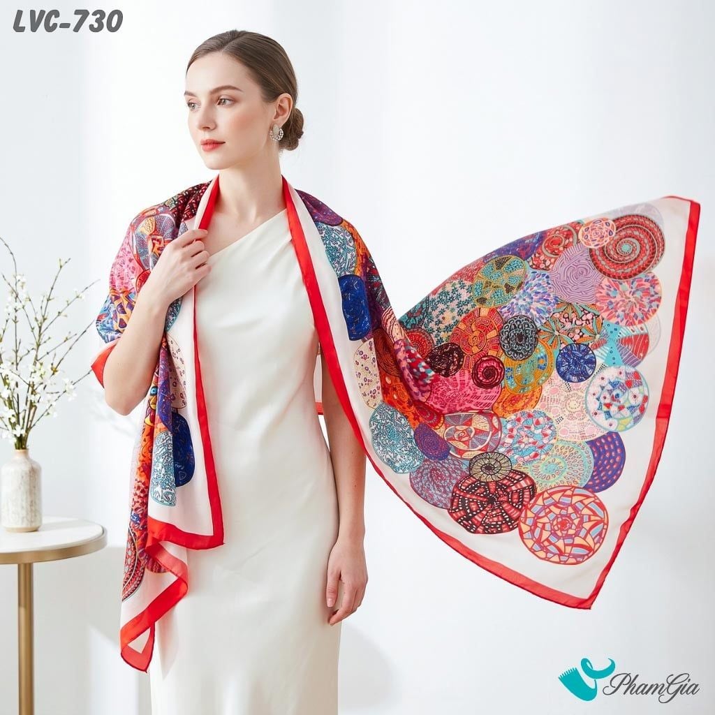 Khăn Choàng Lụa Vân Châu Họa Tiết Paisley Phối Nhiều Màu Viền Đỏ Cá Tính (LVC730)