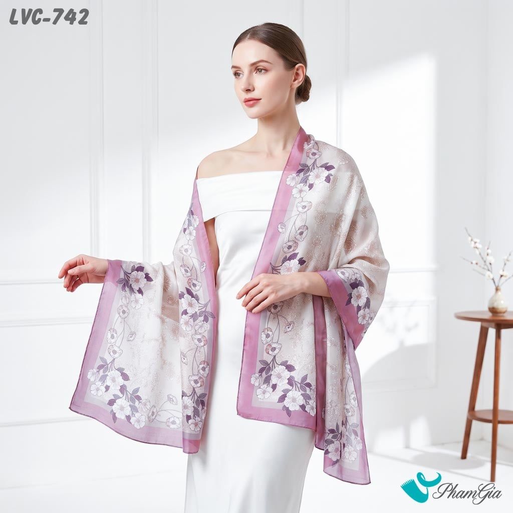 Khăn Choàng Lụa Vân Châu Họa Tiết Viền Hoa Tường Vi Màu Tím Pastel Trang Nhã (LVC742)