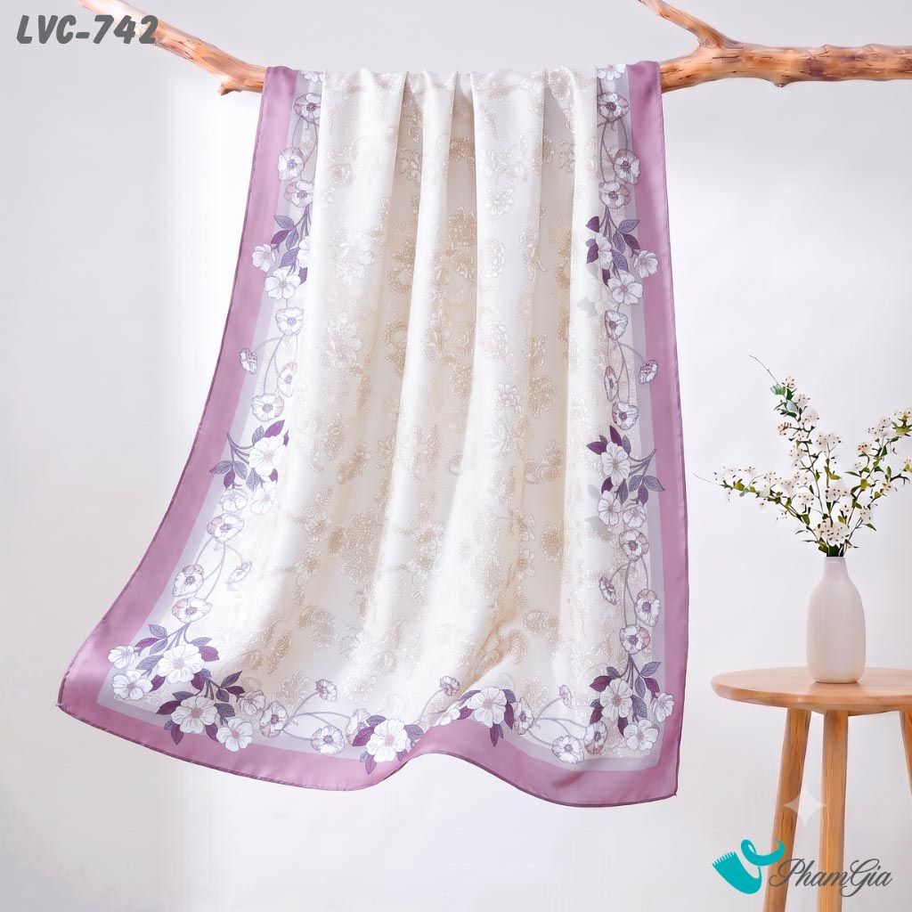 Khăn Choàng Lụa Vân Châu Họa Tiết Viền Hoa Tường Vi Màu Tím Pastel Trang Nhã (LVC742)
