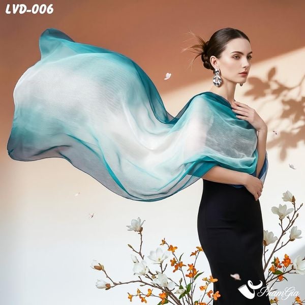 Khăn Choàng Lụa Vân Du Ombre Phối Màu Xanh Navy - Xanh Ngọc Trang Nhã (LVD006)