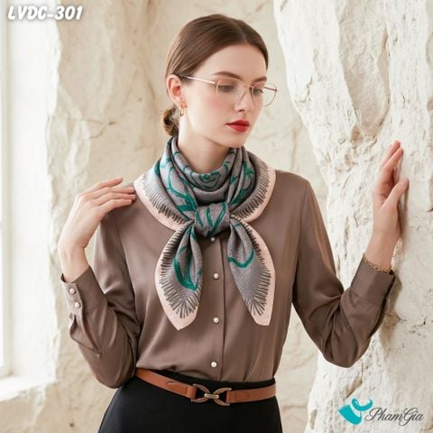 Khăn Lụa Vuông Đường Châu 88*88Cm 2 Mặt Cao Cấp Họa Tiết Hoa Trà Màu Nâu Tây Cổ Điển (LVDC301)