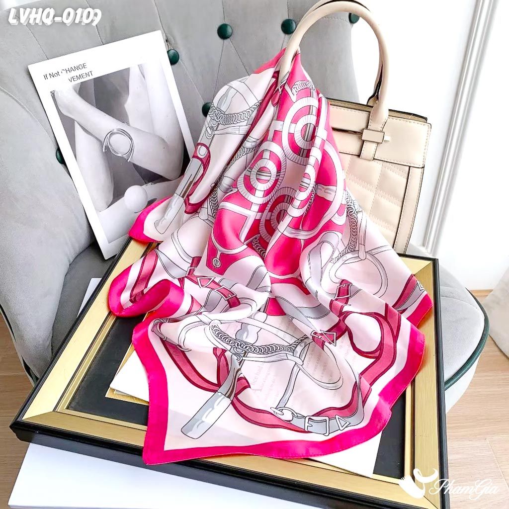 Khăn Lụa Vuông 70*70cm Phong Cách Hàn Quốc Họa Tiết Retro Màu Hồng - Trắng (LVHQ010)