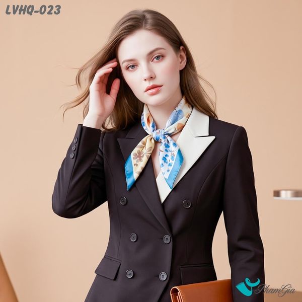 Khăn Lụa Vuông 70*70Cm Phong Cách Hàn Quốc Họa Tiết Hoa Bốn Mùa Viền Xanh (LVHQ023)