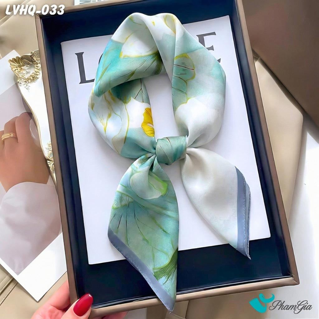 Khăn Lụa Vuông 70*70Cm Phong Cách Hàn Quốc Họa Tiết Hoa Sen Cá Lội (LVHQ033)