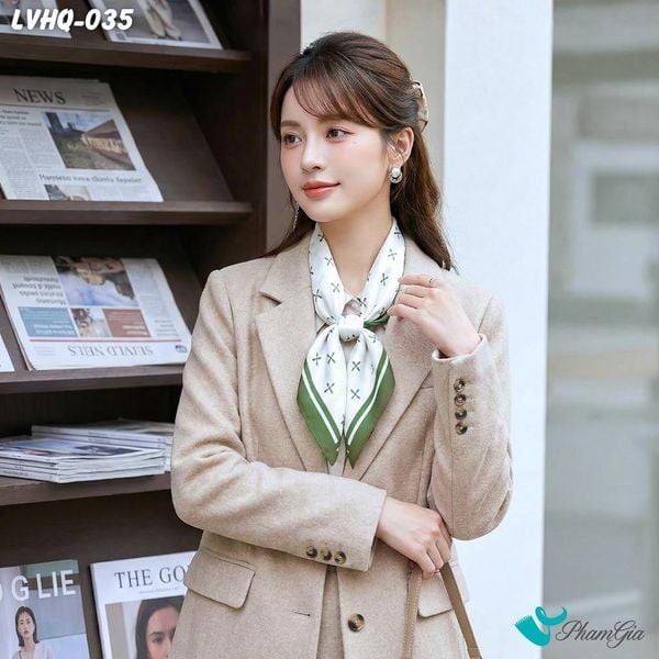 Khăn Lụa Vuông 70*70Cm Phong Cách Hàn Quốc Họa Tiết Minimal Màu Xanh (LVHQ035)