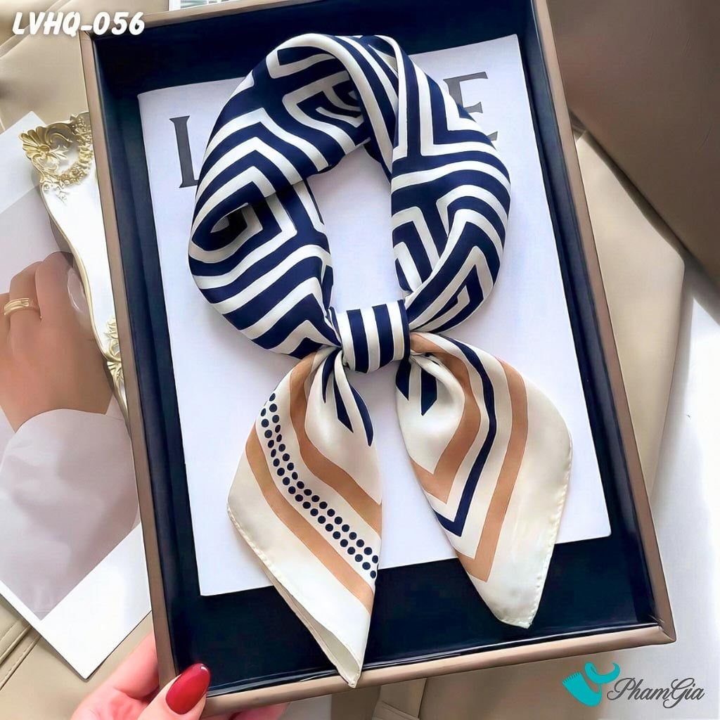 Khăn Lụa Vuông 70*70Cm Phong Cách Hàn Quốc Họa Tiết Kẻ Sọc Xanh Navy (LVHQ056)