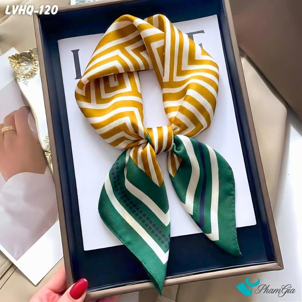 Khăn Lụa Vuông 70*70Cm Phong Cách Hàn Quốc Họa Tiết Kẻ Sọc Phối Viền Xanh (LVHQ120)