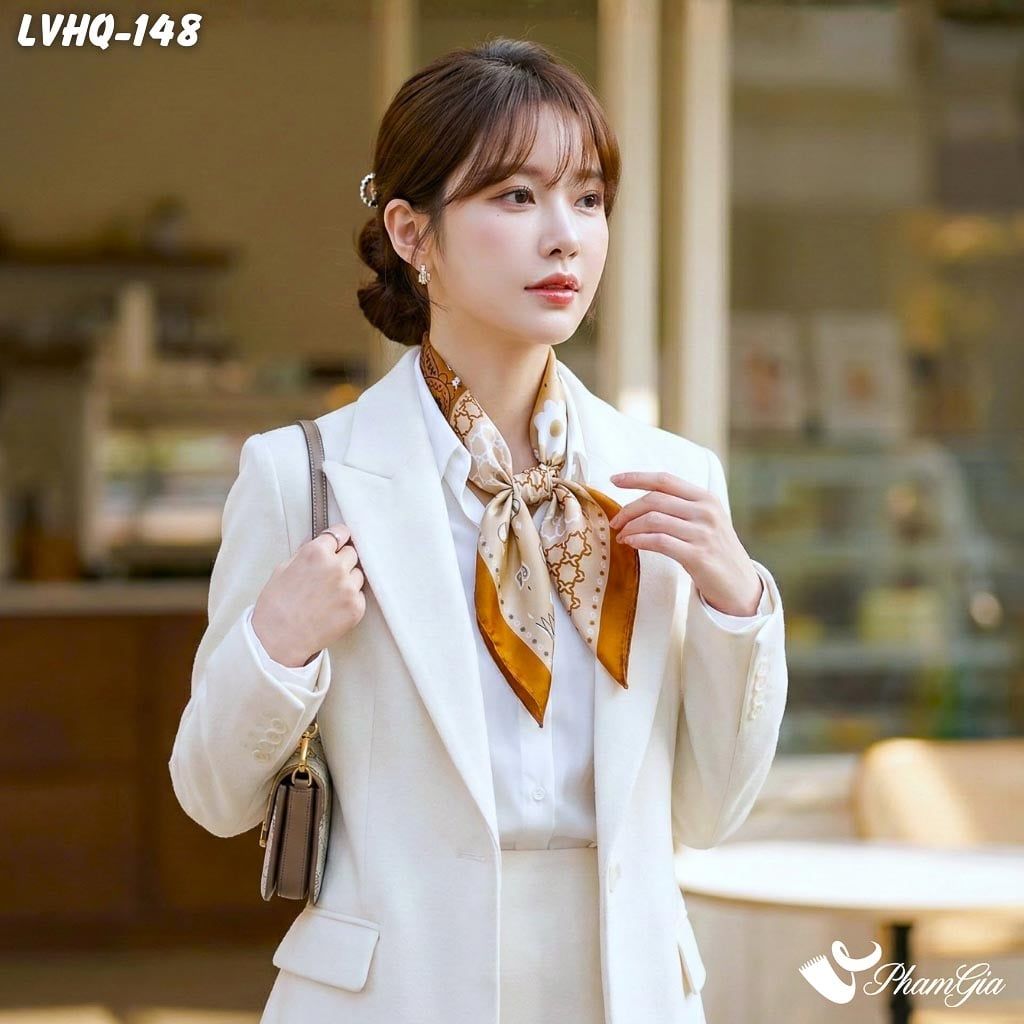 Khăn Lụa Vuông 70*70Cm Phong Cách Hàn Quốc Họa Tiết Paisley Màu Nâu (LVHQ148)