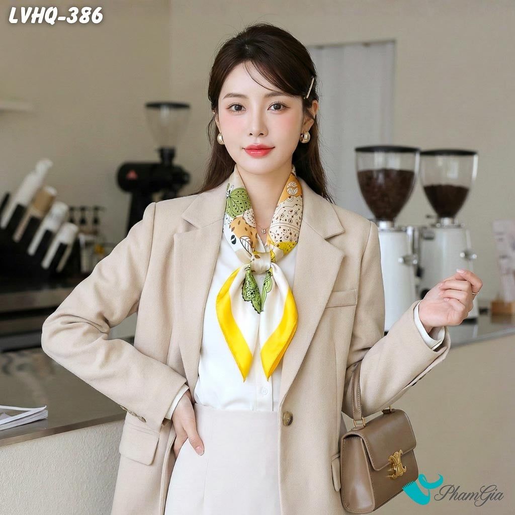 Khăn Lụa Vuông 70*70cm Phong Cách Hàn Quốc Họa Tiết Hoa Lá Viền Vàng (LVHQ386)