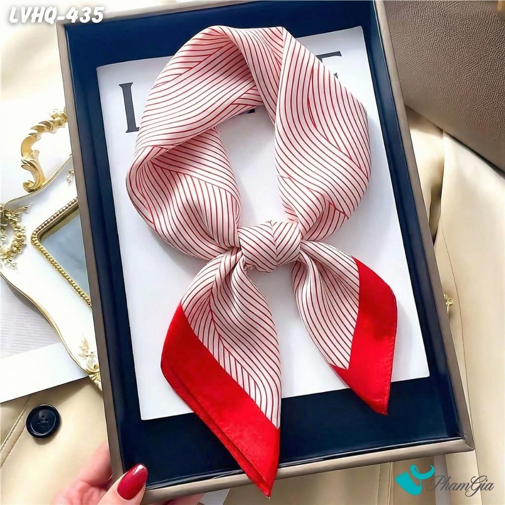 Khăn Lụa Vuông 70*70cm Phong Cách Hàn Quốc Họa Tiết Kẻ Sọc Màu Đỏ (LVHQ435)
