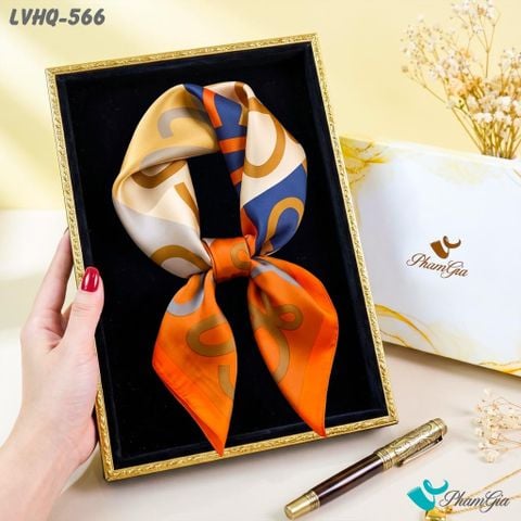Khăn Lụa Vuông Harmony Quiet 70*70cm Họa Tiết Ô Vuông Nghệ Thuật (LVHQ566)