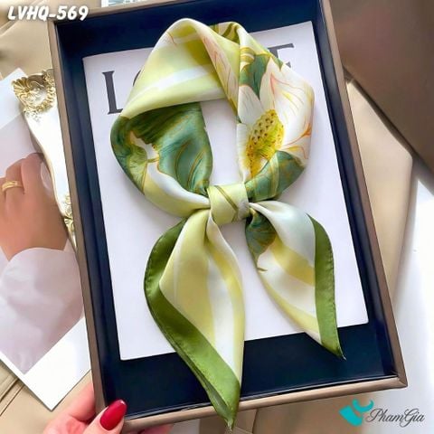 Khăn Lụa Vuông 70*70cm Phong Cách Hàn Quốc Họa Tiết Hoa Sen Màu Xanh Rêu (LVHQ569)
