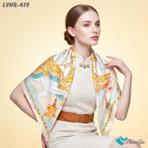 Khăn Lụa Vuông Hera 90*90Cm 2 Mặt Cao Cấp Hoạ Tiết Kỵ Binh Hoàng Gia Màu Xanh Hiện Đại (LVHR419)