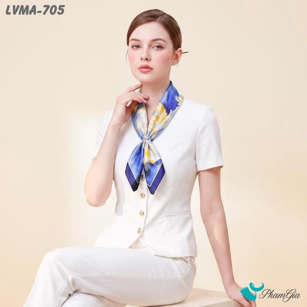 Khăn Lụa Vuông Mia 70*70Cm Họa Tiết Hoa Mộc Lan Màu Xanh Pastel (LVMA705)