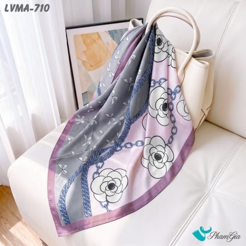 Khăn Lụa Vuông Mia 70*70Cm Họa Tiết Hoa Trà Phối Dây Xích Màu Hồng Xám (LVMA710)