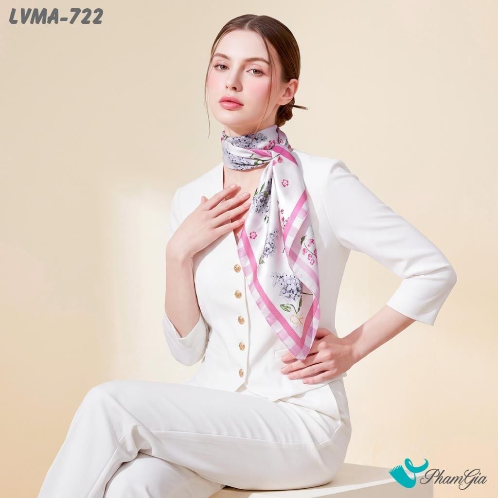 Khăn Lụa Vuông Mia 70*70Cm Họa Tiết Hoa Phối Viền Gingham Màu Hồng Pastel (LVMA722)