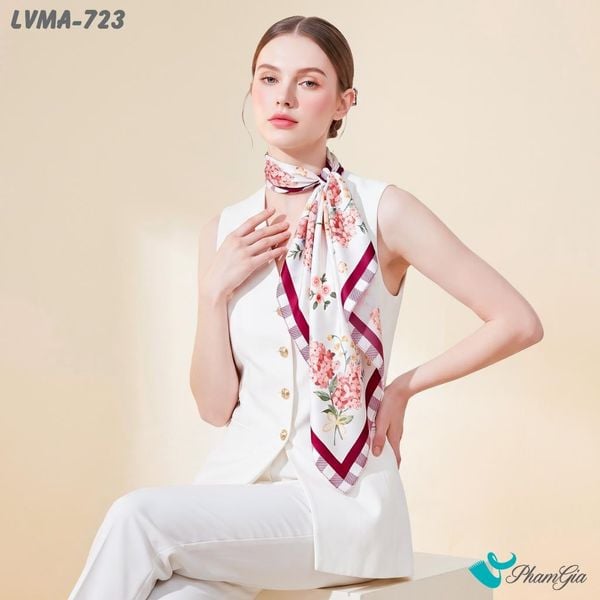 Khăn Lụa Vuông Mia 70*70Cm Họa Tiết Hoa Phối Viền Gingham Màu Đỏ Cherry (LVMA723)