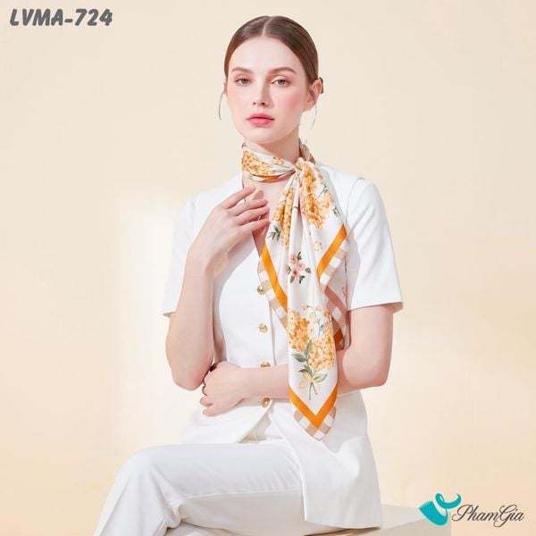 Khăn Lụa Vuông Mia 70*70Cm Họa Tiết Hoa Phối Viền Gingham Màu Cam Đào (LVMA724)