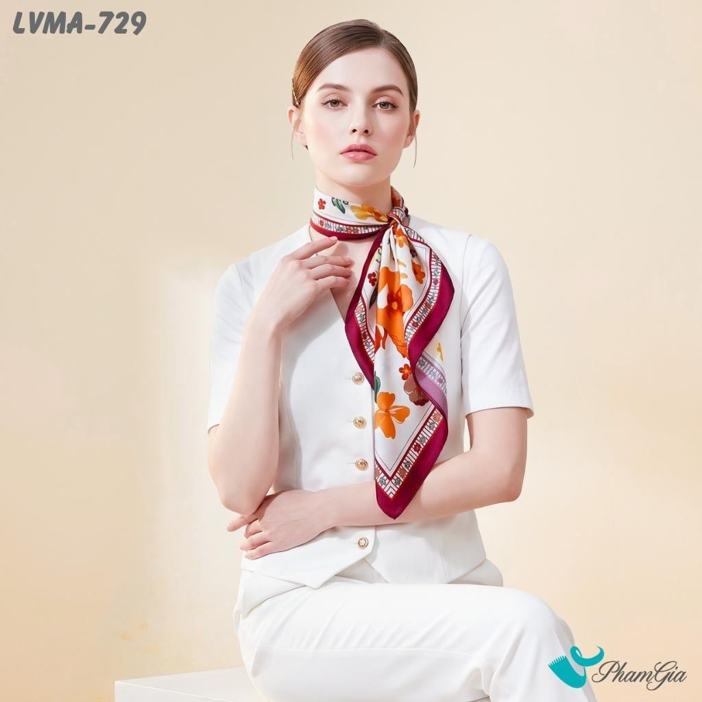 Khăn Lụa Vuông Mia 70*70Cm Họa Tiết Hoa Đồng Nội Phối Viền Đỏ Cherry (LVMA729)
