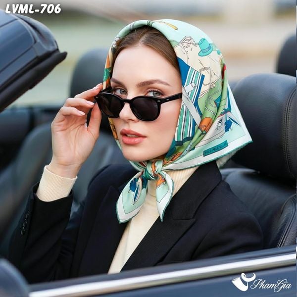 Khăn Lụa Vuông Milan 70*70Cm 2 Mặt Cao Cấp Hoạ Tiết Ký Họa Trang Phục Màu Xanh Hiện Đại (LVML706)