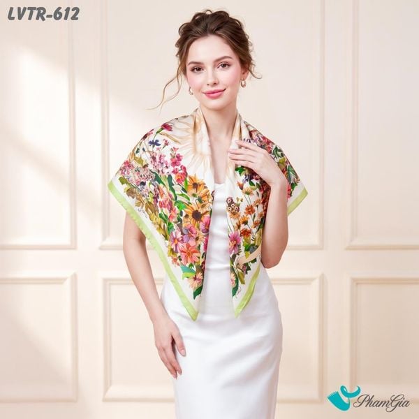 Khăn Lụa Vuông Tiera 90*90Cm Cao Cấp Họa Tiết Vườn Hoa Phục Hưng Màu Trắng Viền Xanh (LVTR612)