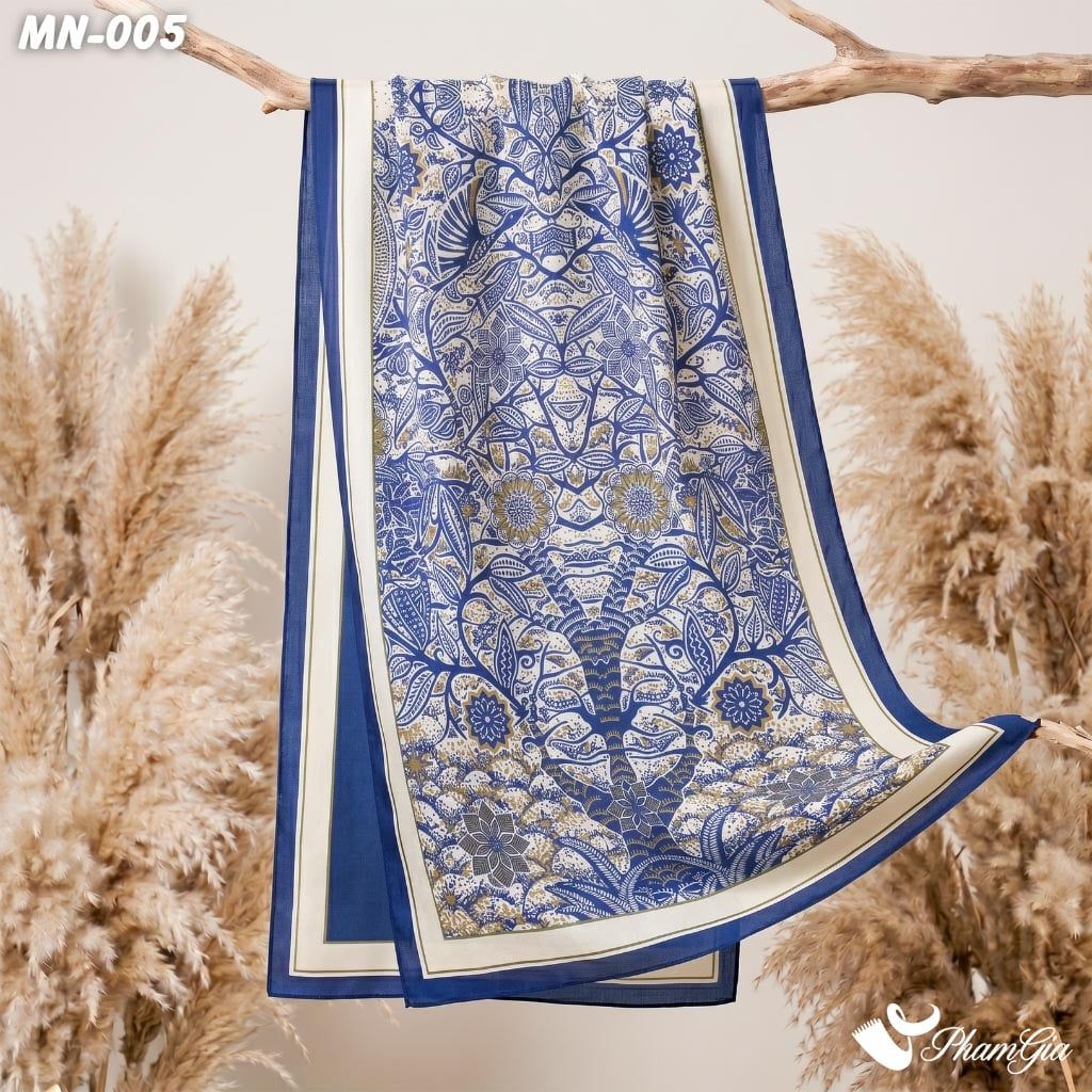 Khăn Choàng Mộc Nhiên Họa Tiết Cây Đời Màu Xanh Indigo Cổ Điển (MN005)