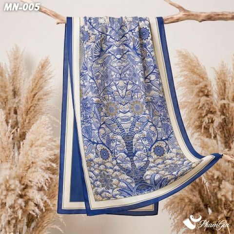 Khăn Choàng Mộc Nhiên Họa Tiết Cây Đời Màu Xanh Indigo Cổ Điển (MN005)