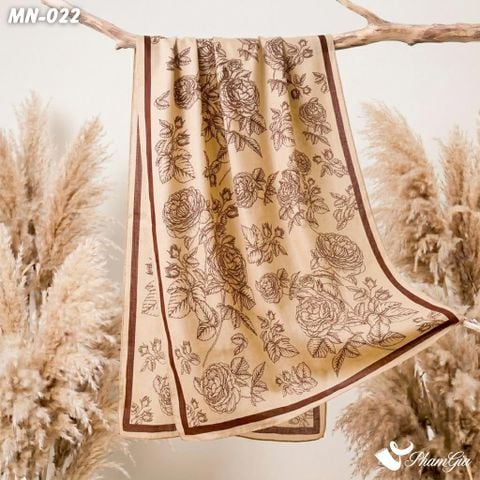 Khăn Choàng Mộc Nhiên Họa Tiết Hoa Hồng Màu Nâu Tây Cổ Điển (MN022)