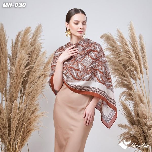 Khăn Choàng Mộc Nhiên Họa Tiết Paisley Màu Cam Đất Cổ Điển (MN030)